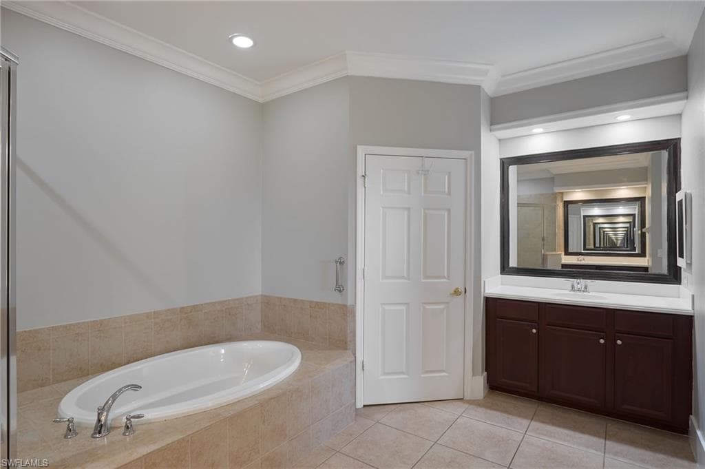 14573 Abaco Lakes DR # 203, FORT MYERS FL 33908-21