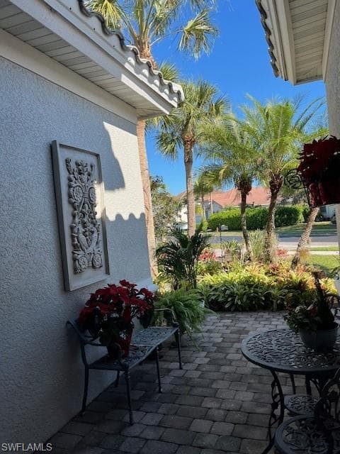 16156 Parque LN, NAPLES FL 34110-17