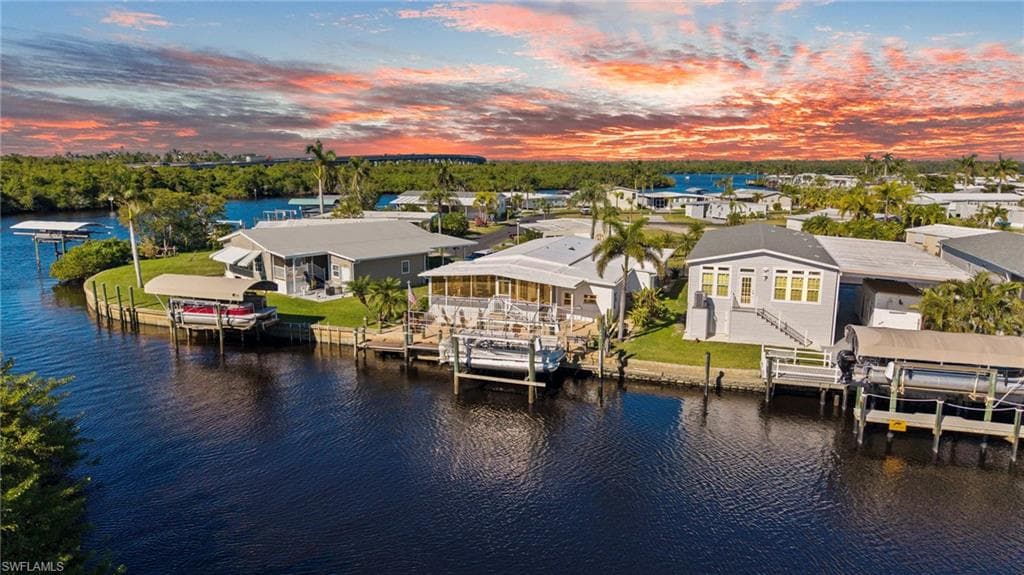 204 Sun CIR, FORT MYERS FL 33905-1