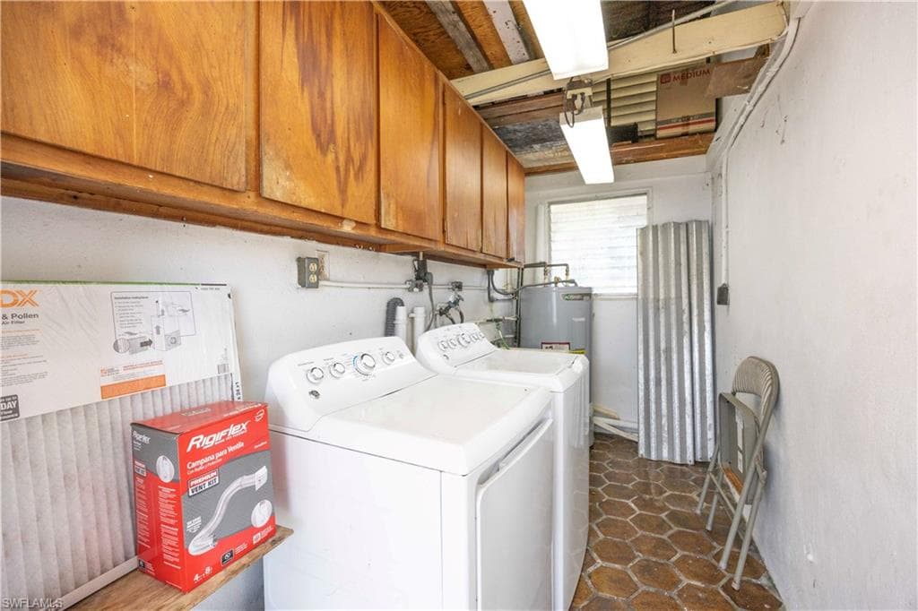 275 LAKEVIEW DR, NORTH FORT MYERS FL 33917-14