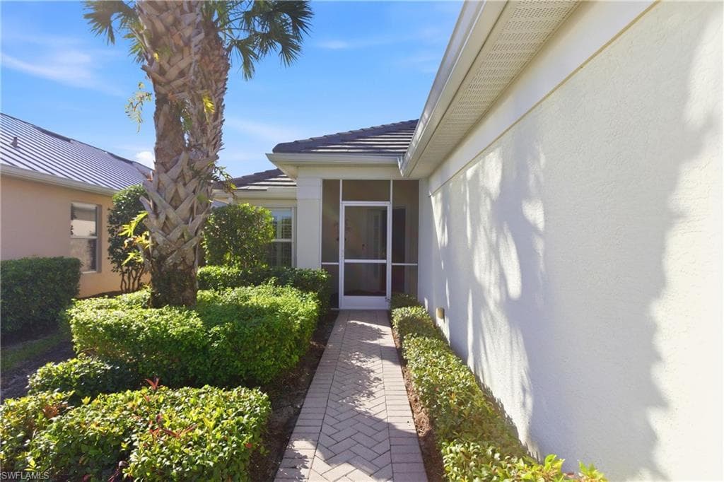 2546 Greendale PL, CAPE CORAL FL 33991-5