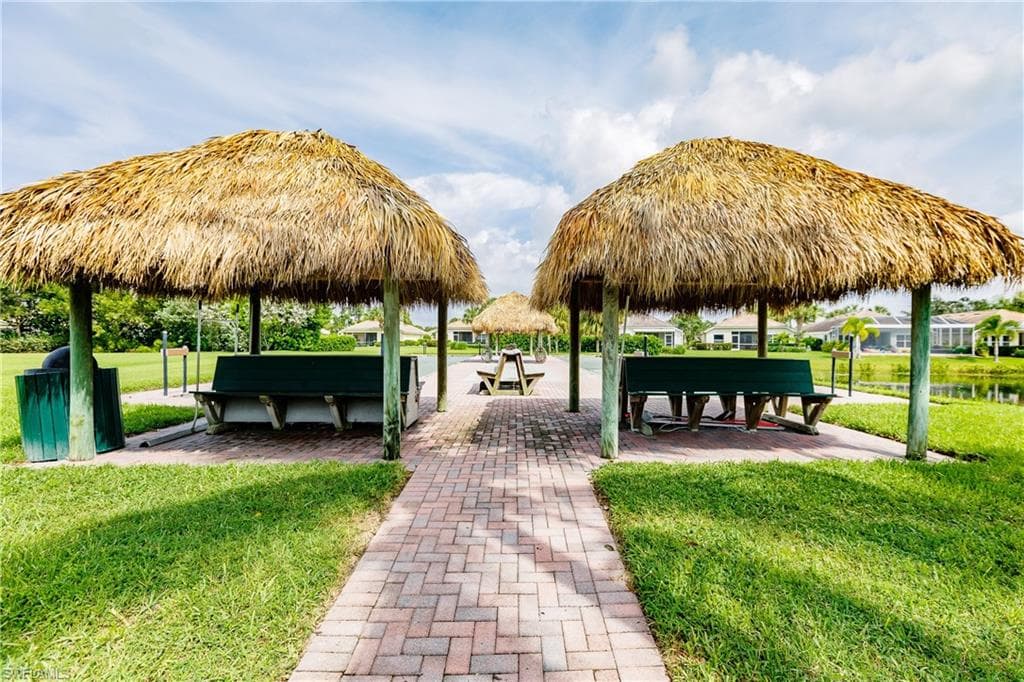 2546 Greendale PL, CAPE CORAL FL 33991-48