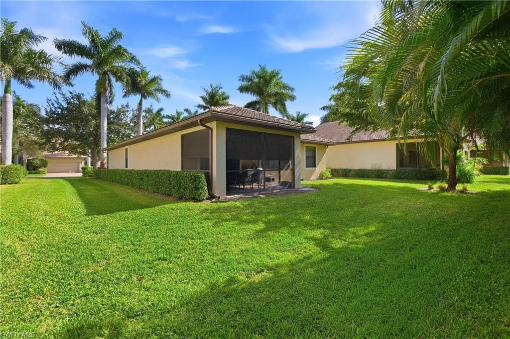 7866 Bucks Run DR, NAPLES FL 34120-36