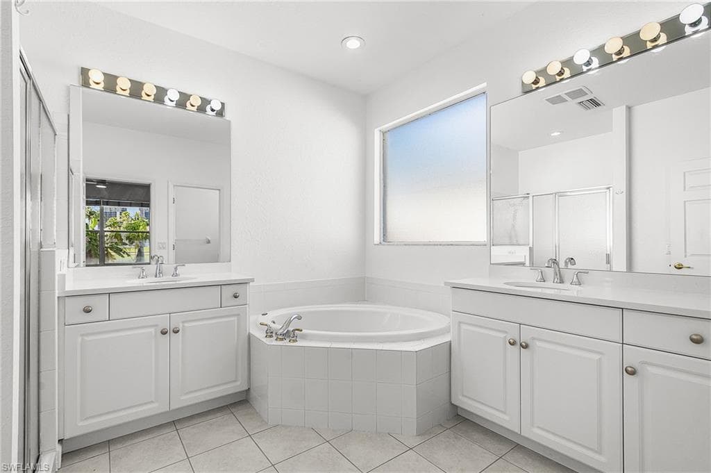 14021 Image Lake CT, FORT MYERS FL 33907-27