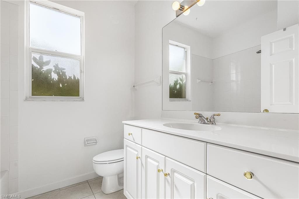 14021 Image Lake CT, FORT MYERS FL 33907-33