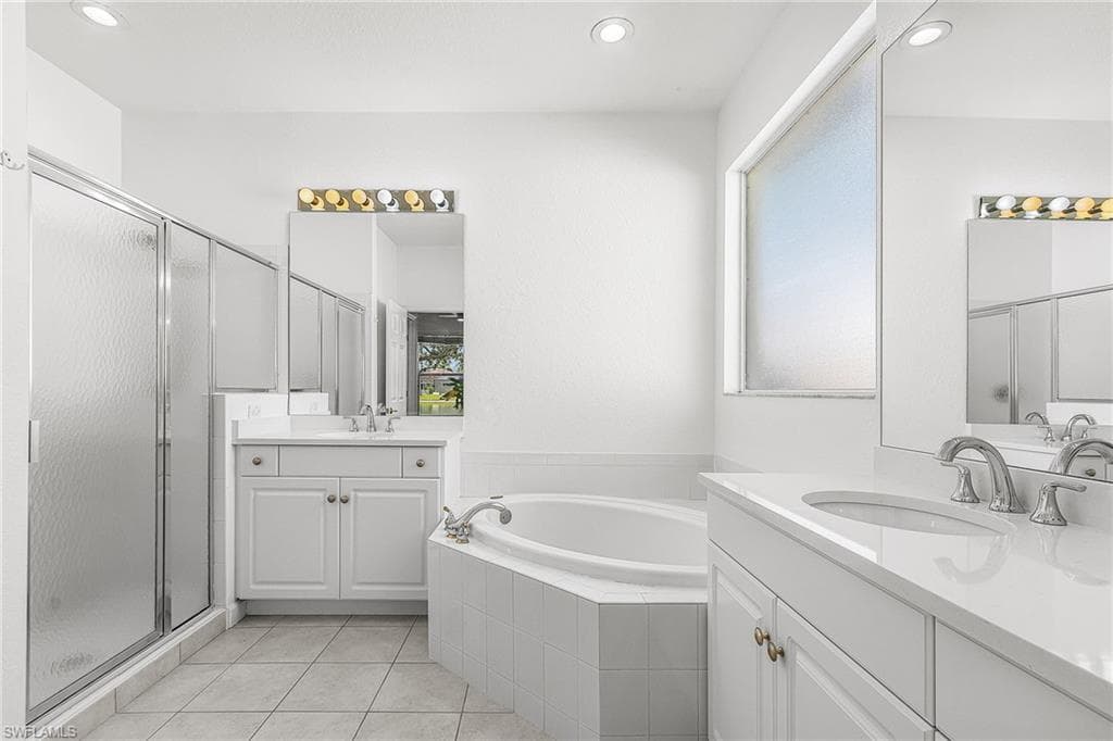 14021 Image Lake CT, FORT MYERS FL 33907-28