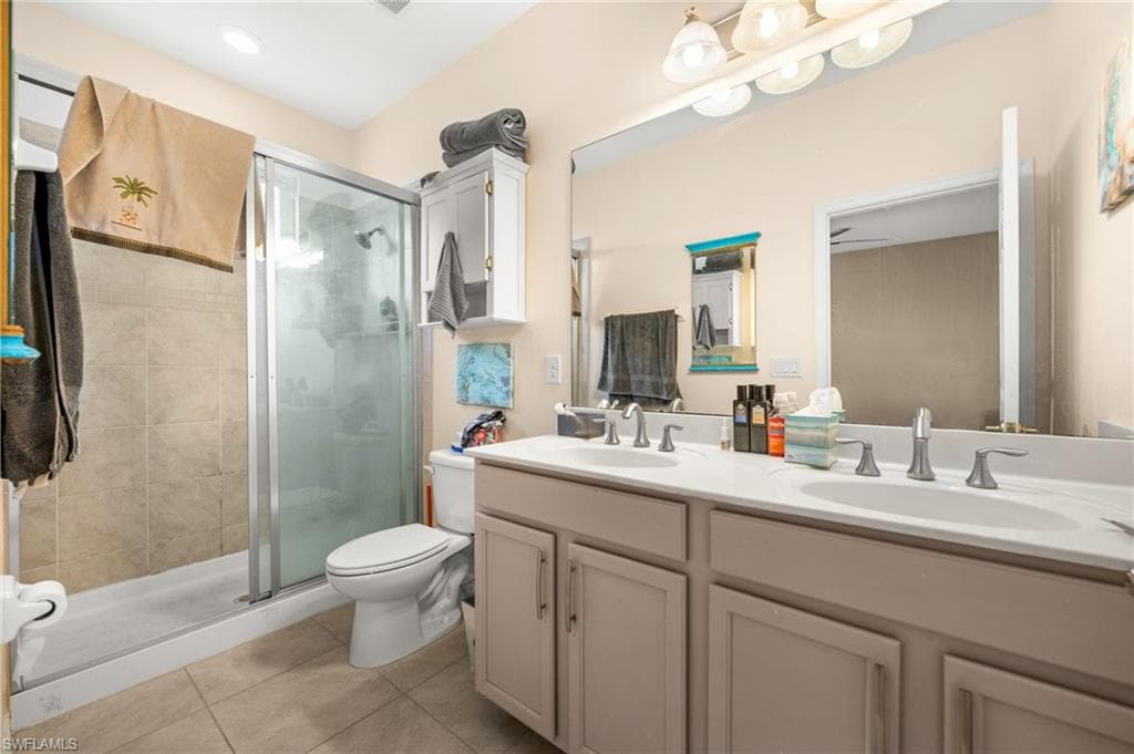 10820 Alvara WAY, BONITA SPRINGS FL 34135-15