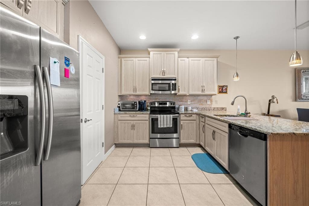 10820 Alvara WAY, BONITA SPRINGS FL 34135-23