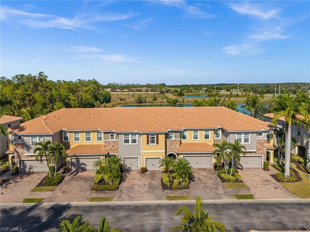 10820 Alvara WAY, BONITA SPRINGS FL 34135-36