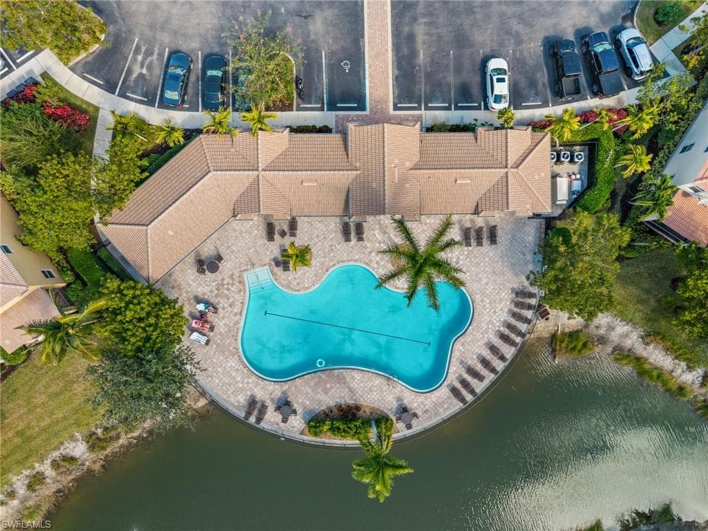 10820 Alvara WAY, BONITA SPRINGS FL 34135-34