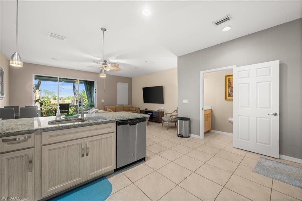 10820 Alvara WAY, BONITA SPRINGS FL 34135-24