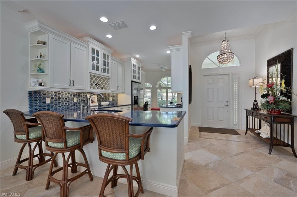 8890 Springwood CT, BONITA SPRINGS FL 34135-8