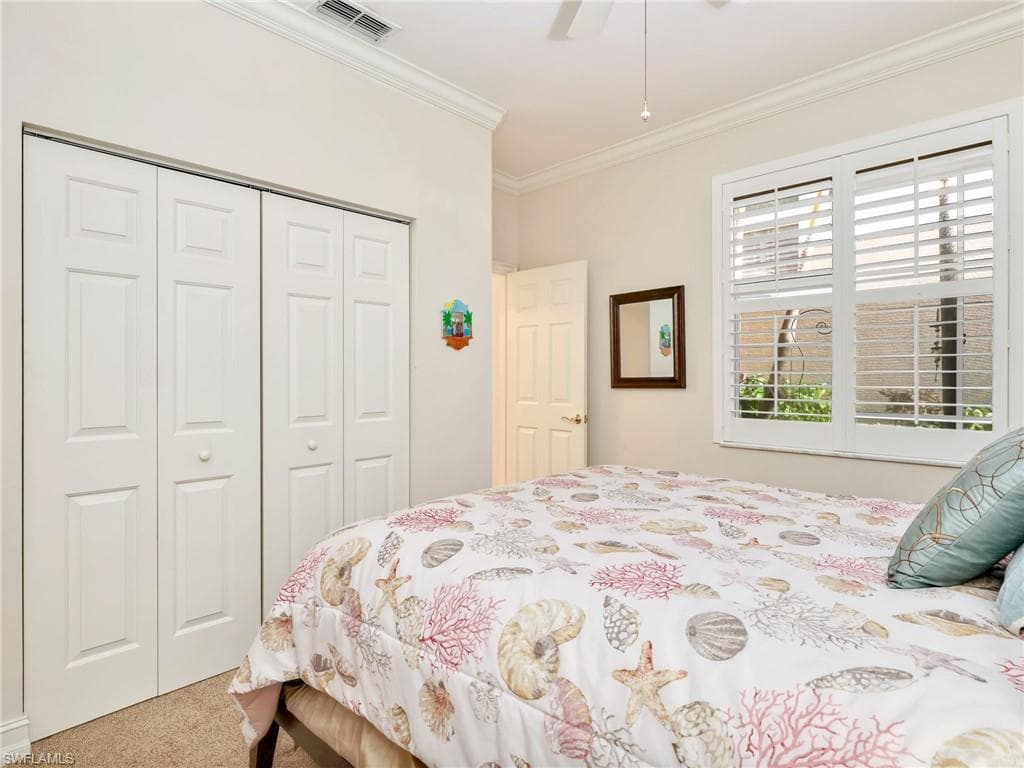 800 Carrick Bend CIR # 102, NAPLES FL 34110-26