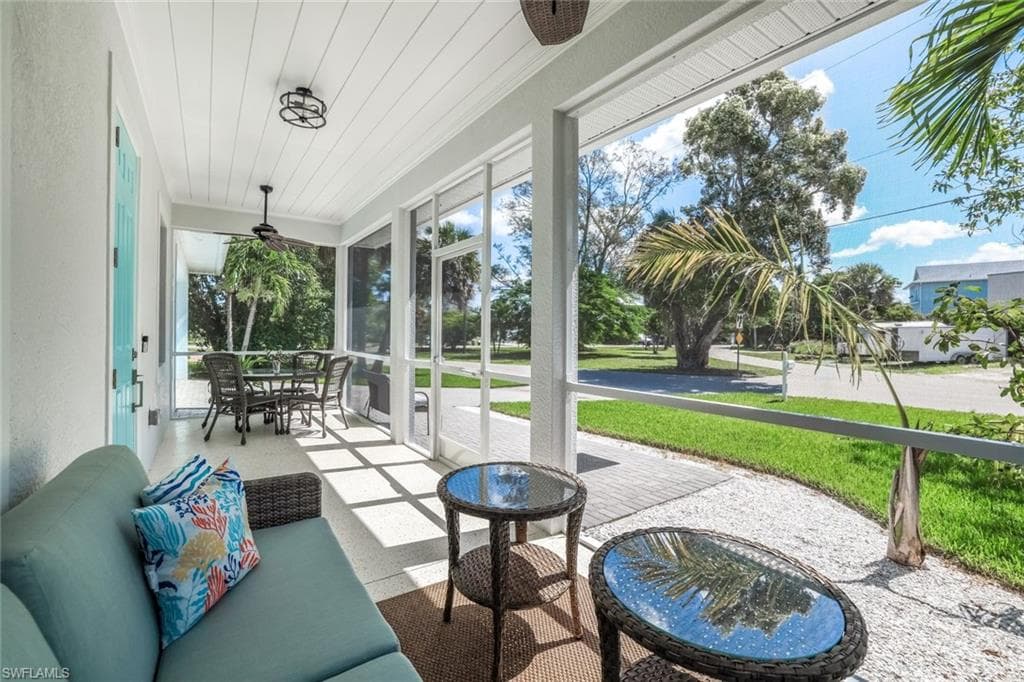 3980 Full Moon CT, NAPLES FL 34112-31