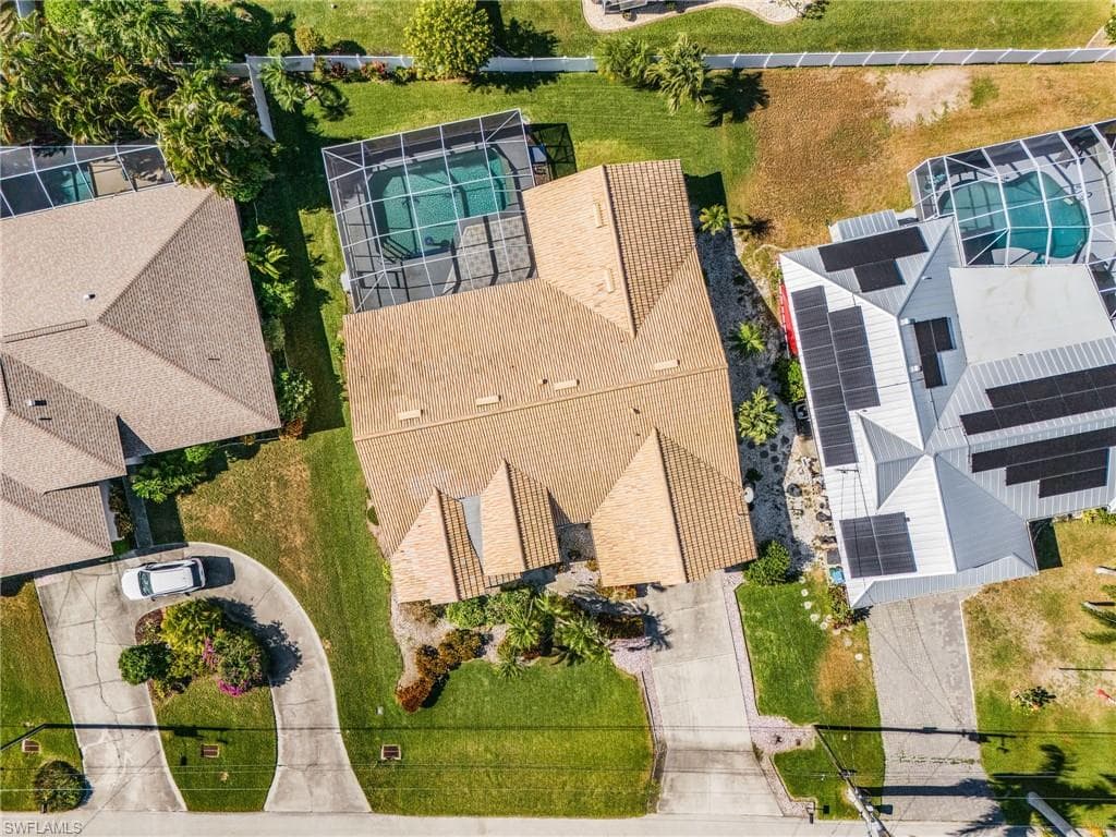 2822 SE 22nd PL, CAPE CORAL FL 33904-32
