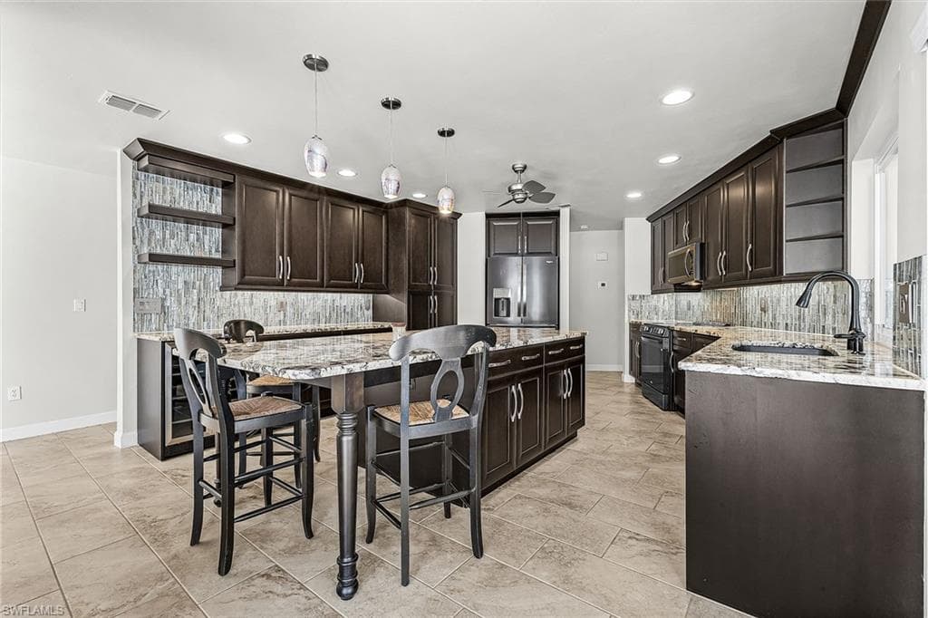 2822 SE 22nd PL, CAPE CORAL FL 33904-9