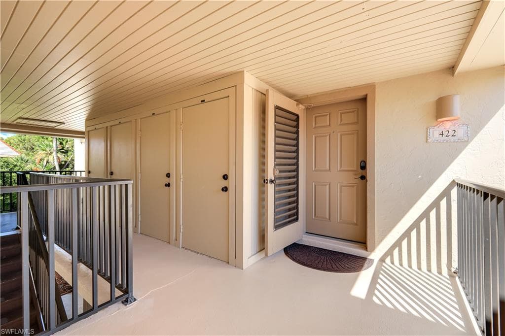 845 E Gulf DR # 422, SANIBEL FL 33957-4