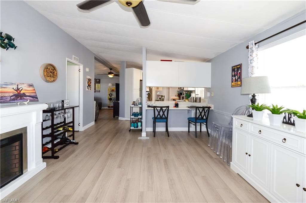 535 Sunshine AVE, NORTH FORT MYERS FL 33903-1