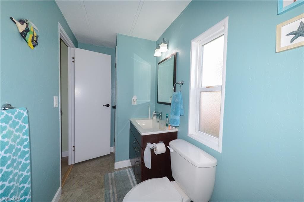 535 Sunshine AVE, NORTH FORT MYERS FL 33903-16