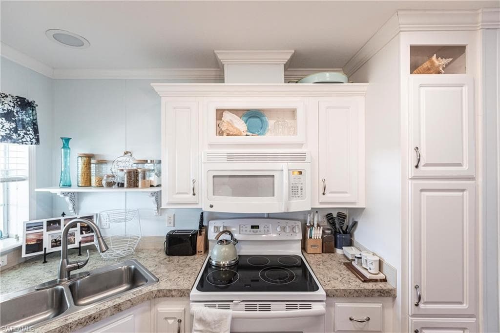 3152 Indian Village LN, NORTH FORT MYERS FL 33917-8