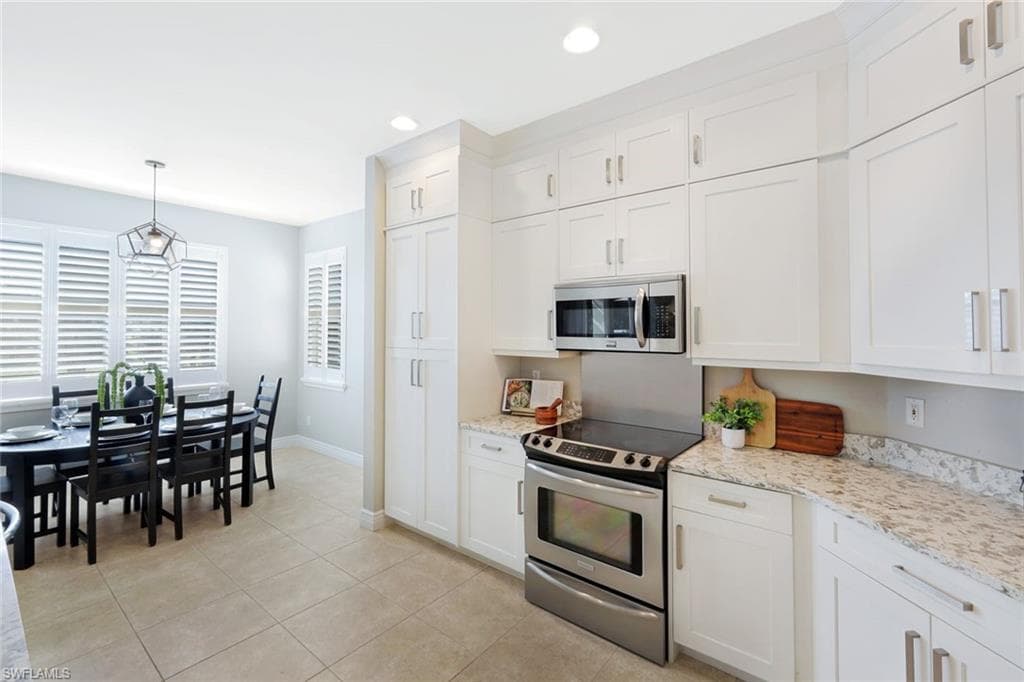 9261 Estero River CIR, ESTERO FL 33928-1