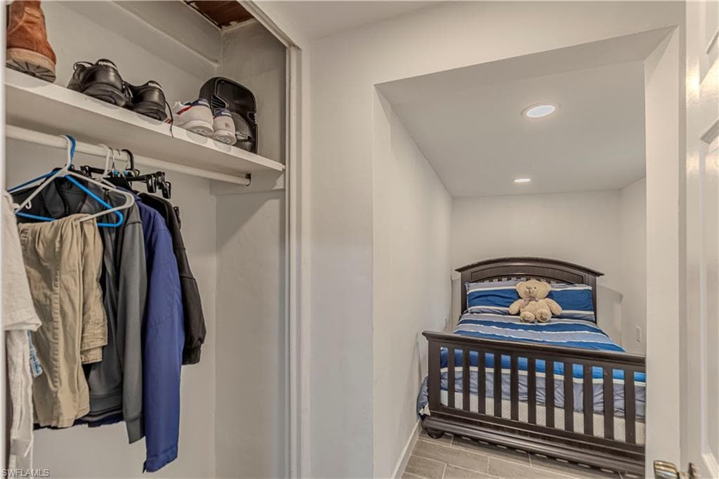 3132 Francis AVE, NAPLES FL 34112-18