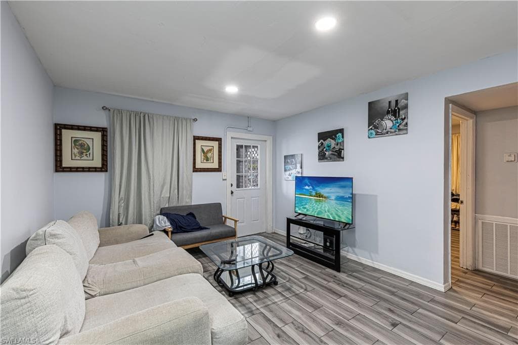 3132 Francis AVE, NAPLES FL 34112-3