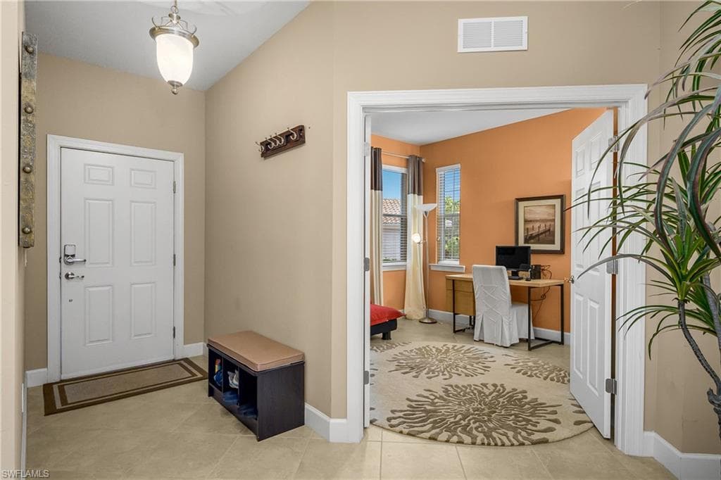 9064 Siesta Bay DR # 102, NAPLES FL 34120-10