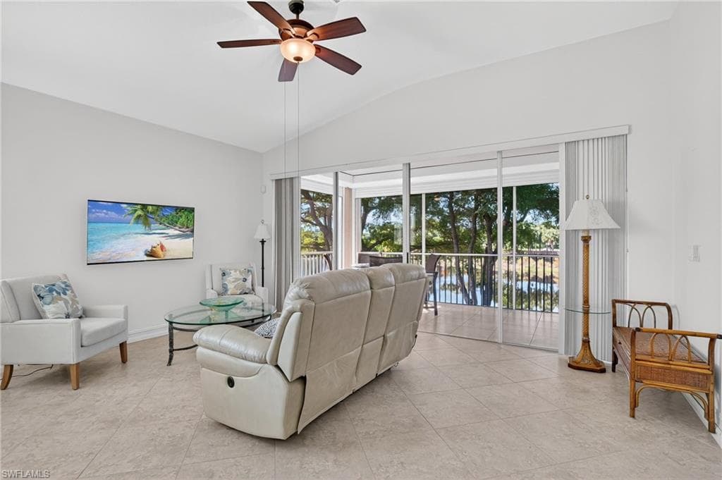 7092 Timberland CIR # 201, NAPLES FL 34109-13