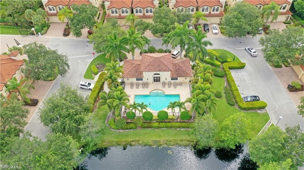 27024 Adriana CIR # 201, BONITA SPRINGS FL 34135-27