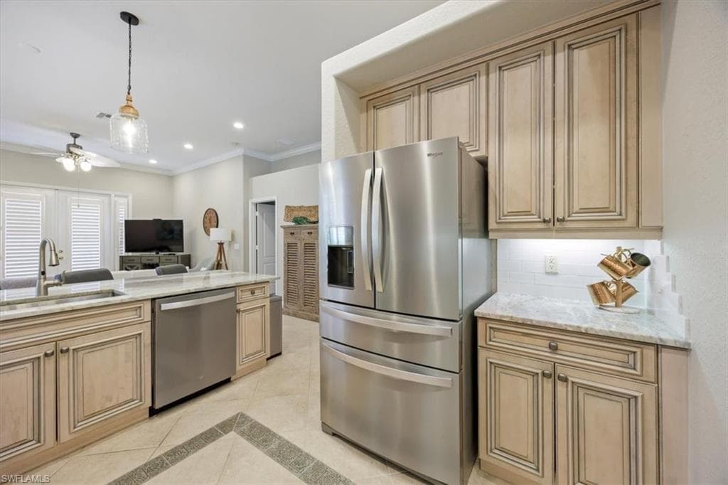 9159 Spring Mountain WAY, FORT MYERS FL 33908-10