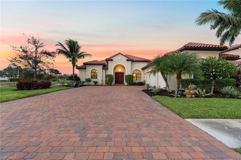 1609 Mockingbird DR, NAPLES FL 34120-1