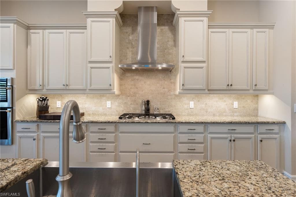 1609 Mockingbird DR, NAPLES FL 34120-5