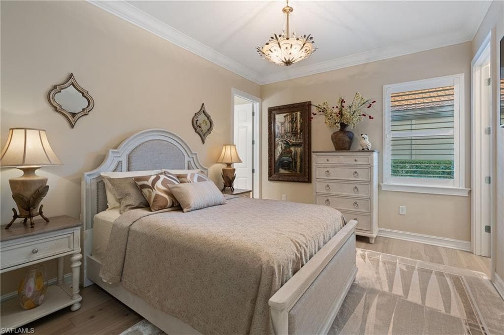 1609 Mockingbird DR, NAPLES FL 34120-19