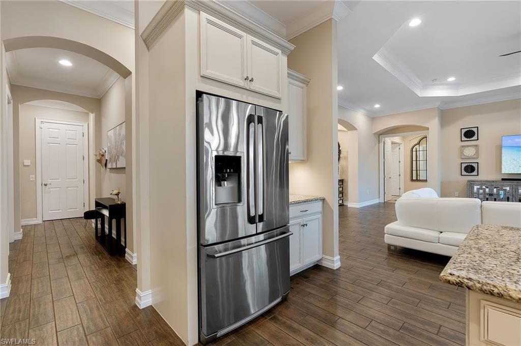 1609 Mockingbird DR, NAPLES FL 34120-10