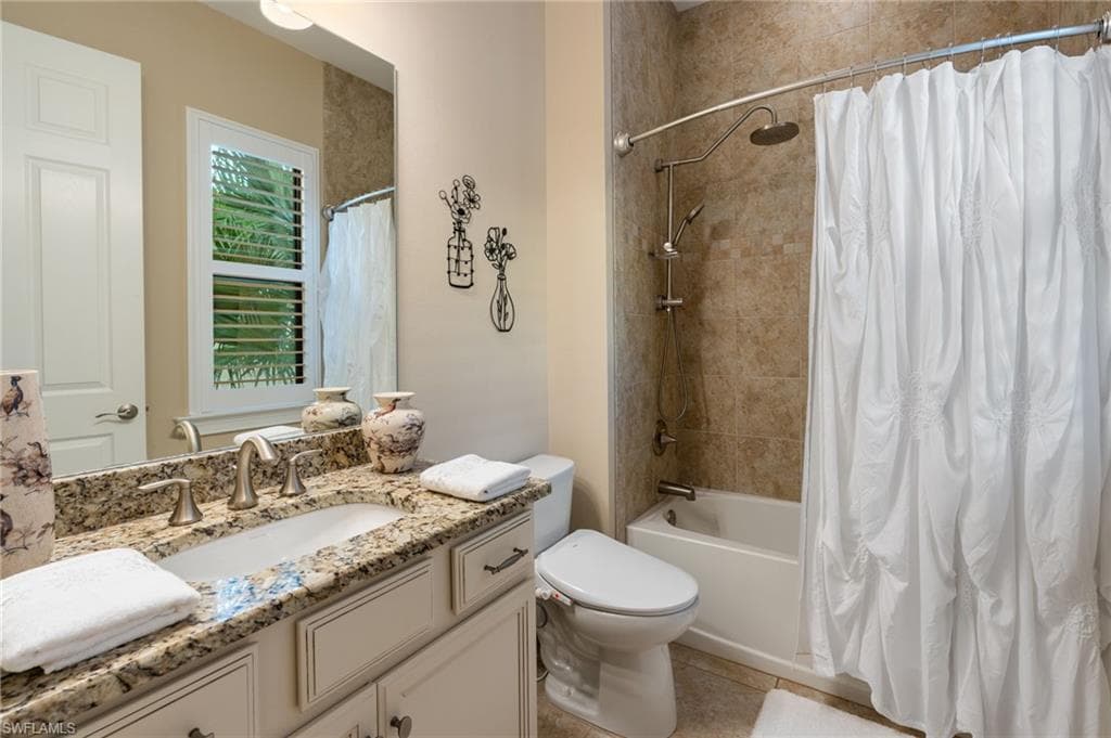 1609 Mockingbird DR, NAPLES FL 34120-20
