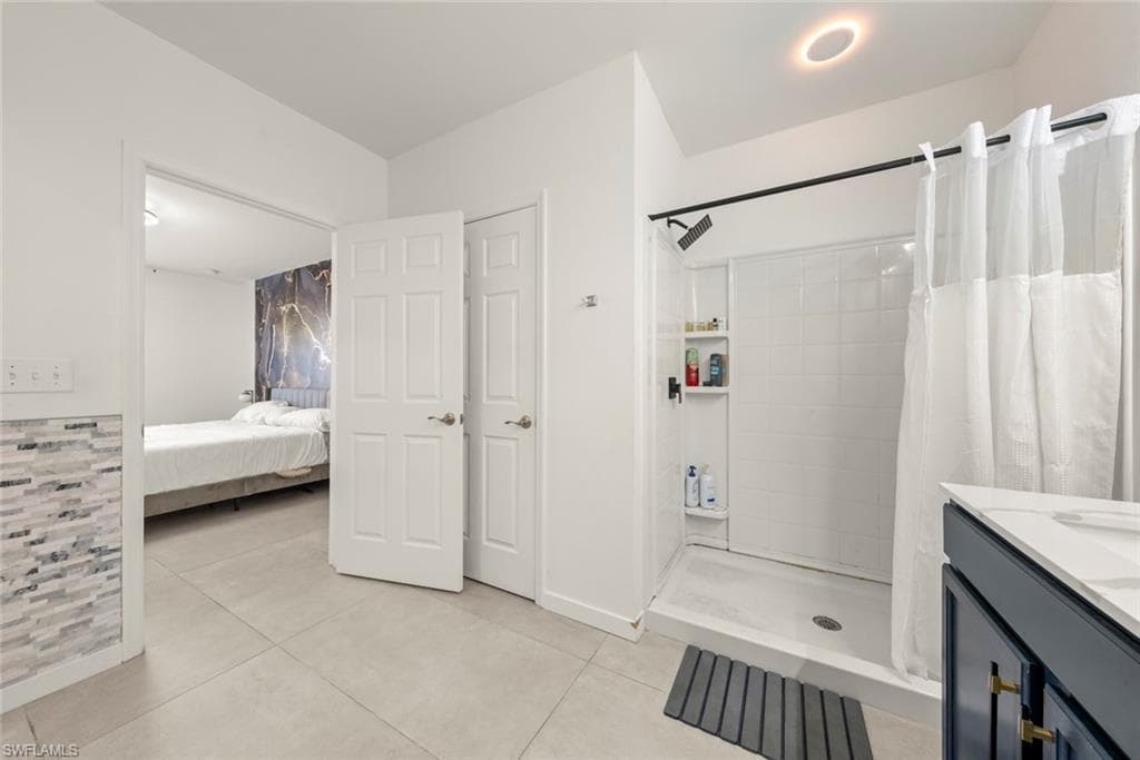 26640 Saville AVE, BONITA SPRINGS FL 34135-22