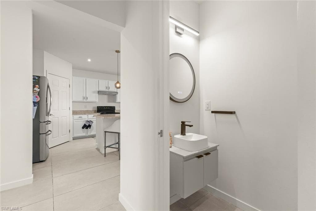 26640 Saville AVE, BONITA SPRINGS FL 34135-6