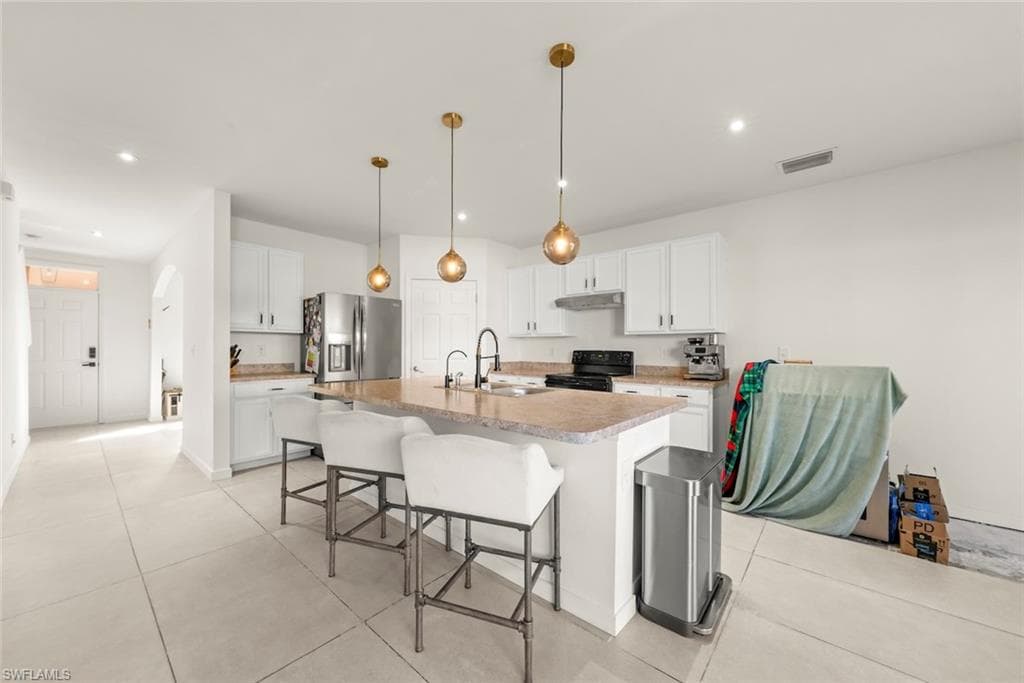 26640 Saville AVE, BONITA SPRINGS FL 34135-8