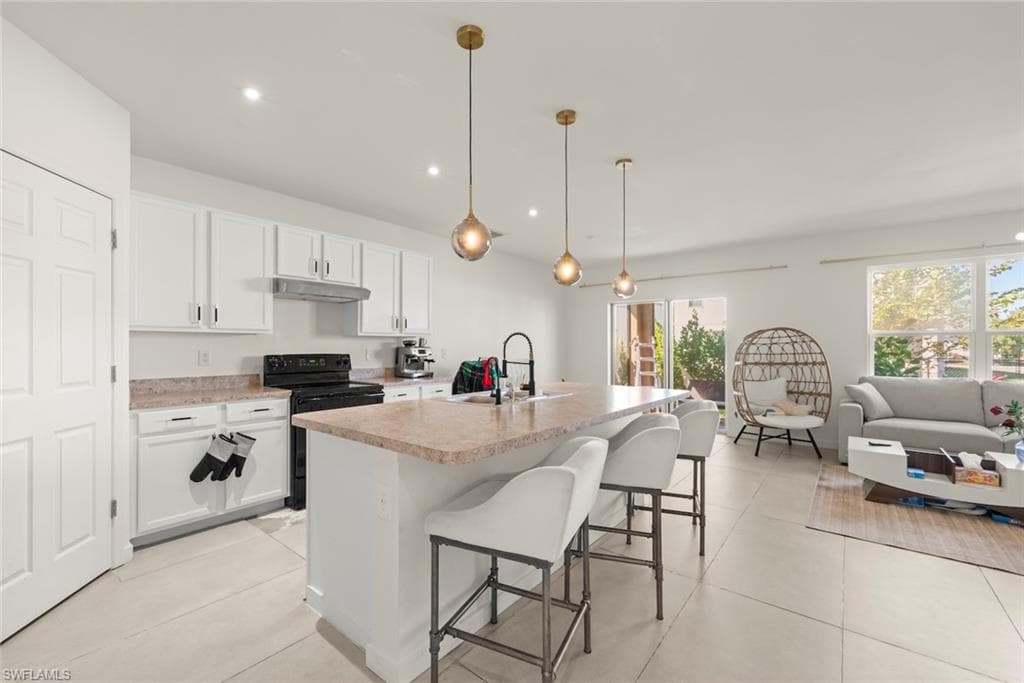 26640 Saville AVE, BONITA SPRINGS FL 34135-7