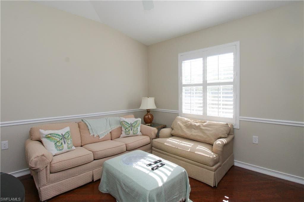 3435 Laurel Greens LN S # 201, NAPLES FL 34119-14
