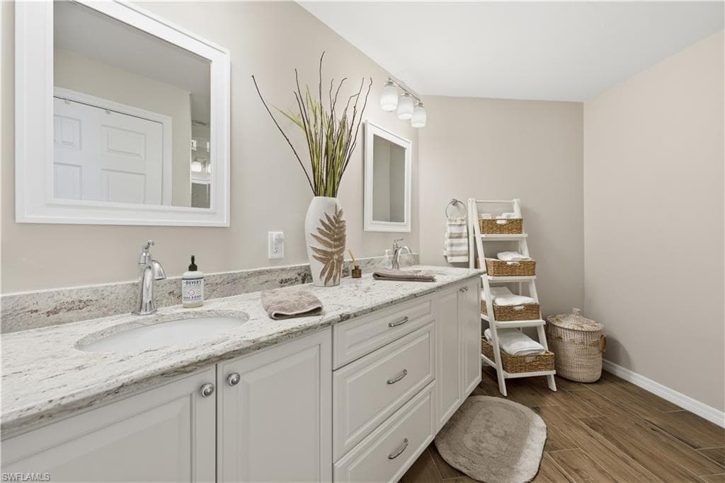 22901 Sago Pointe DR # 2103, ESTERO FL 34135-33