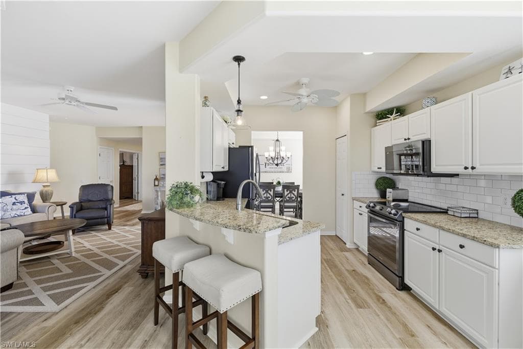 22901 Sago Pointe DR # 2103, ESTERO FL 34135-28