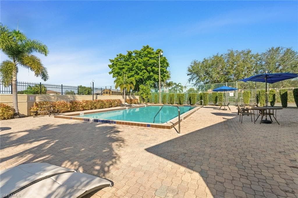 5325 Summerlin RD # 2509, FORT MYERS FL 33919-16