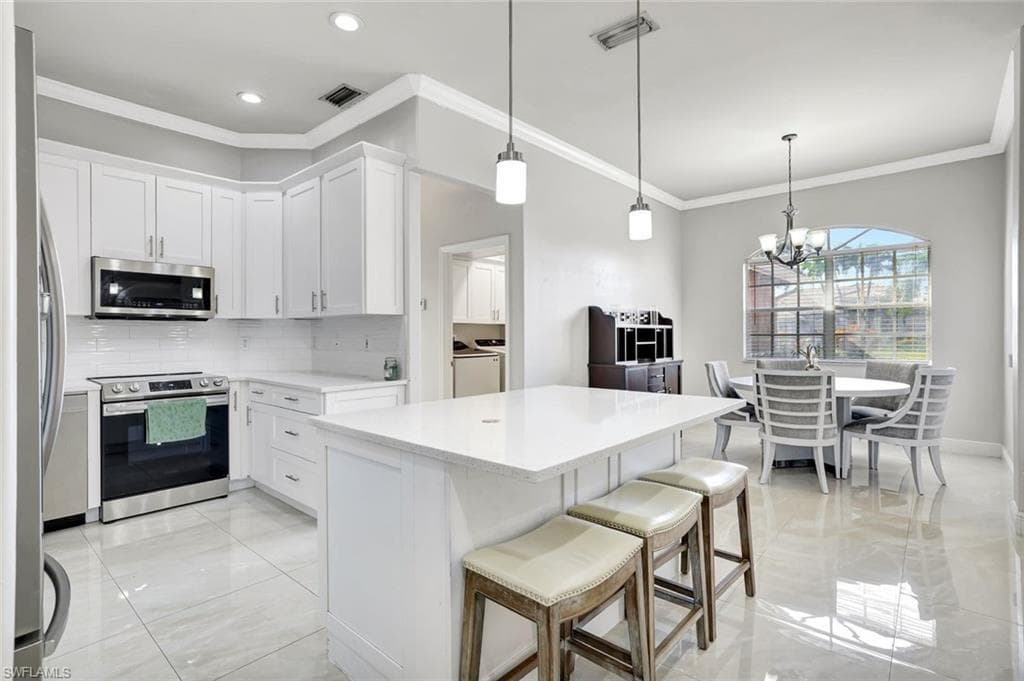 721 Grand Rapids BLVD, NAPLES FL 34120-8