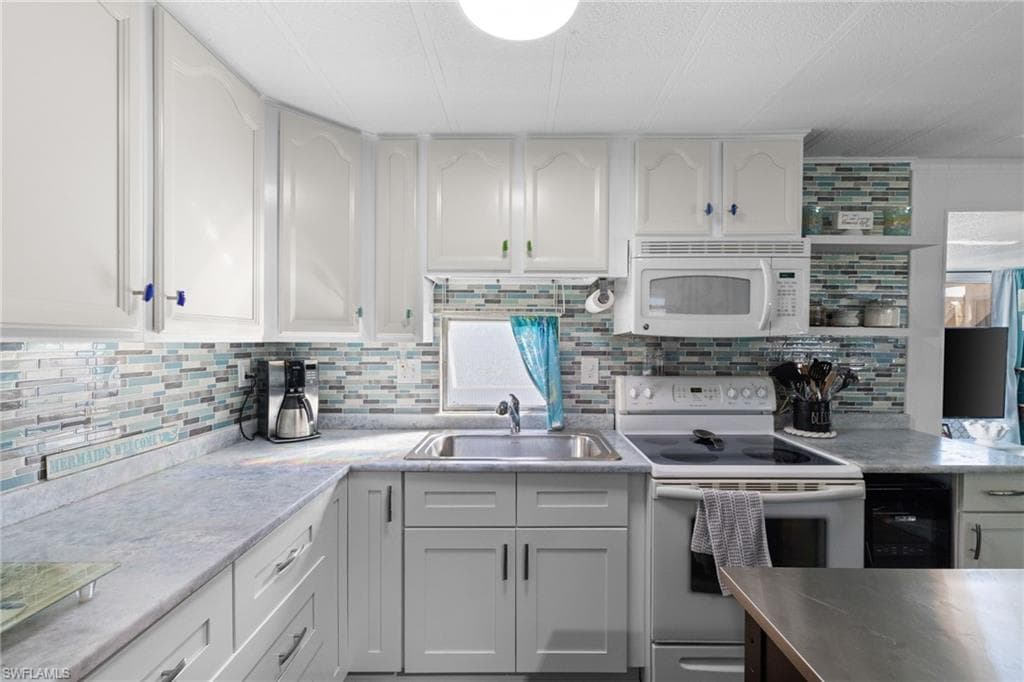 43 Enchanting BLVD # E43, NAPLES FL 34112-5