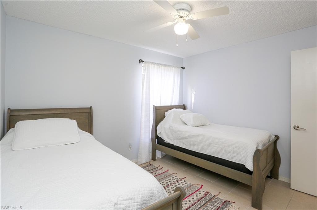 2214 Arbour Walk CIR # 2012, NAPLES FL 34109-17