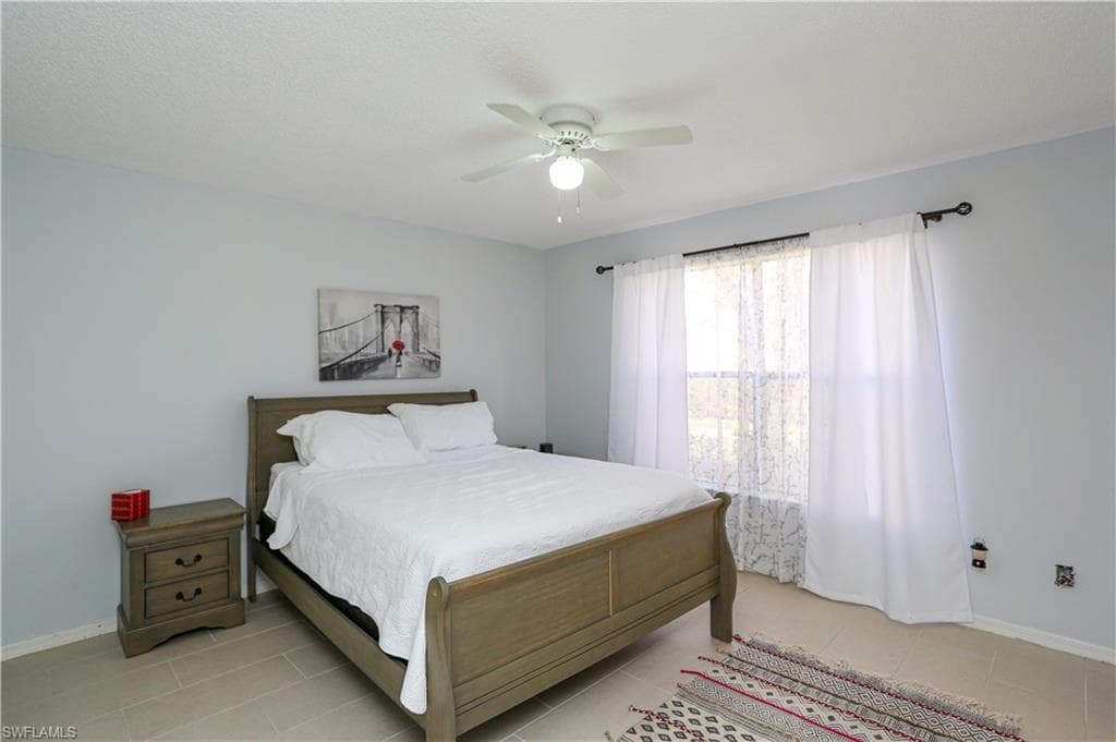 2214 Arbour Walk CIR # 2012, NAPLES FL 34109-18