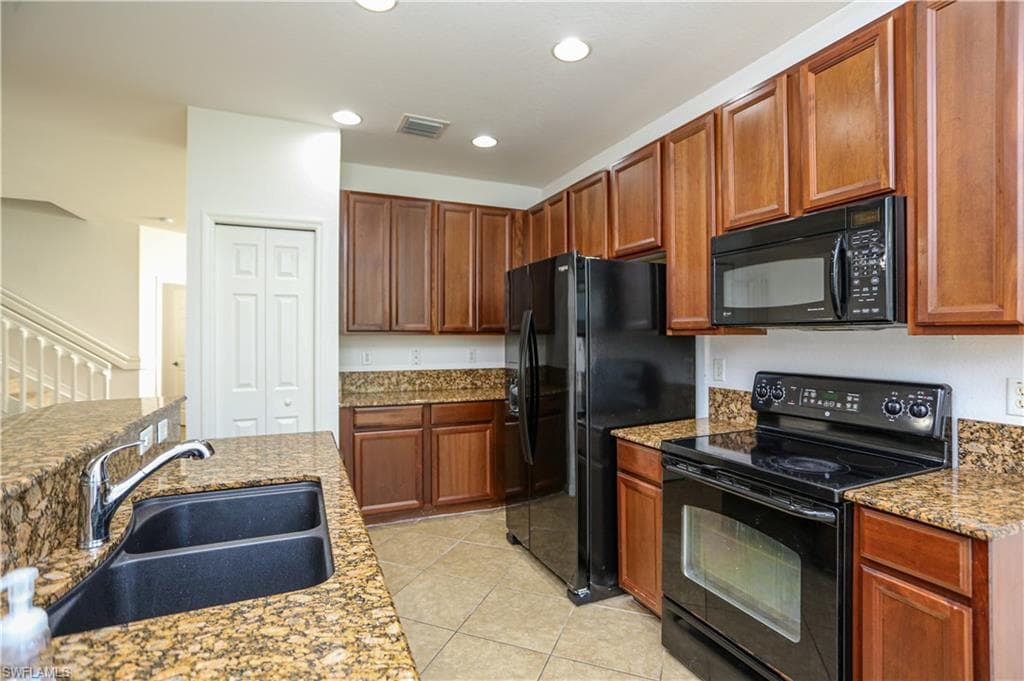 4004 Cherrybrook LOOP, FORT MYERS FL 33966-47