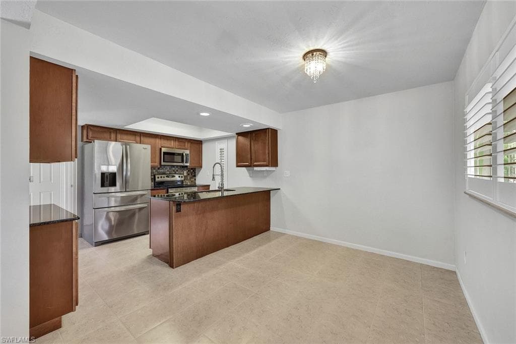 4280 Island CIR # A, FORT MYERS FL 33919-8
